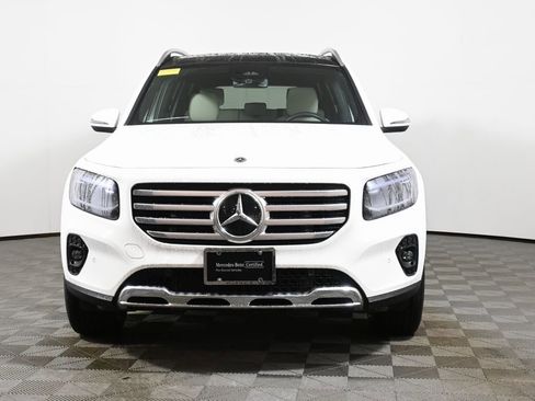 Used 2026 Mercedes-Benz GLB 250 4MATIC image 10