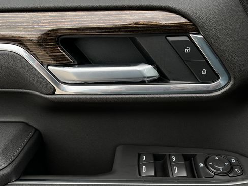 New 2026 GMC Sierra 1500 Elevation image 24