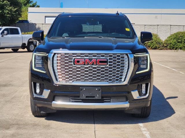 Used 2023 GMC Yukon Denali AWD/4WD image 2