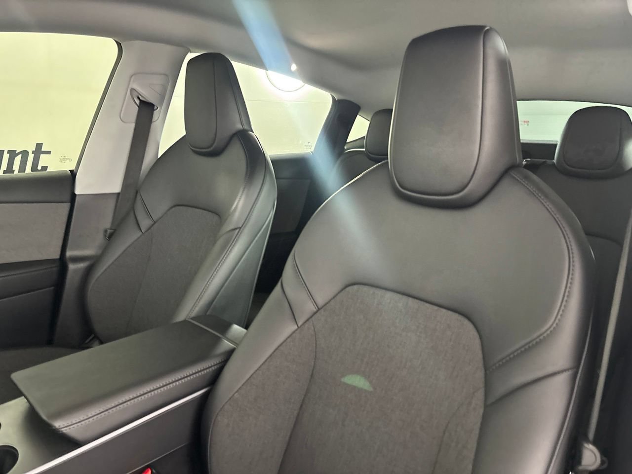 Used 2026 Tesla Model Y 2WD image 8