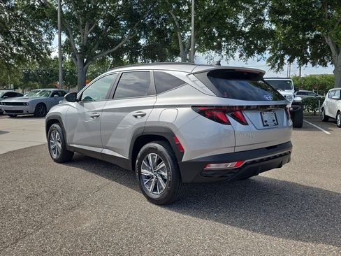 Used 2024 Hyundai Tucson Blue AWD/4WD image 6