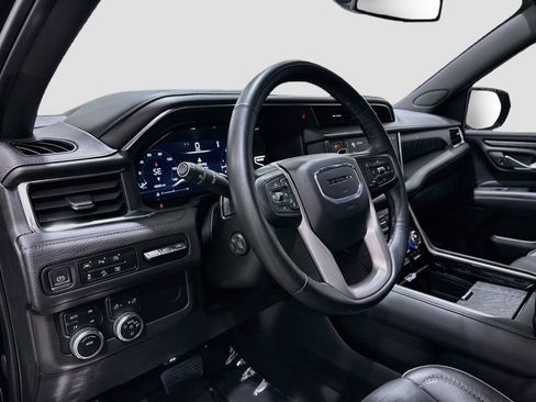 Certified 2023 GMC Yukon XL Denali AWD/4WD image 9