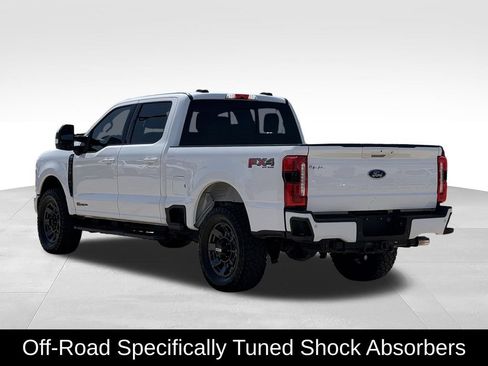 Used 2023 Ford F250 Lariat w/ Sport Appearance Package AWD/4WD image 7