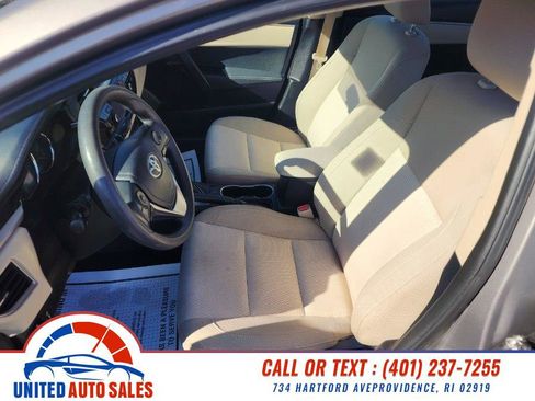 Used 2014 Toyota Corolla LE image 9