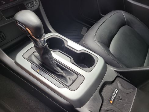 Used 2022 Chevrolet Colorado ZR2 image 29