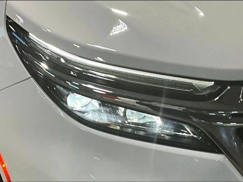Used 2022 Chevrolet Equinox Premier FWD image 30