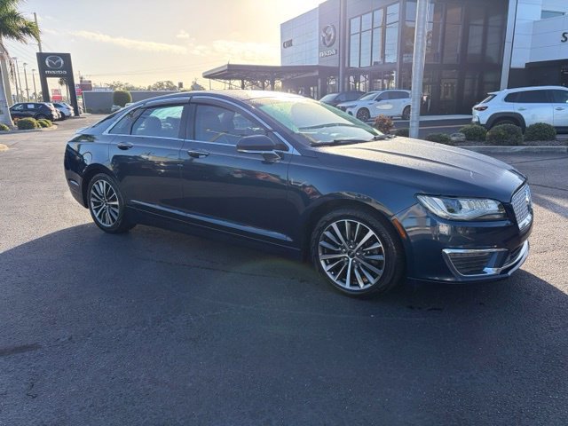Used 2017 Lincoln MKZ Premiere AWD/4WD image 1