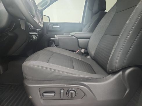 Used 2022 Chevrolet Silverado 1500 Custom AWD/4WD image 21