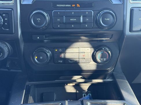 Used 2016 Ford F150 XLT w/ Equipment Group 302A Luxury image 11