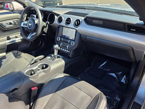 Used 2020 Ford Mustang Premium image 11