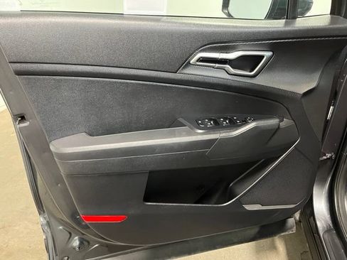 Used 2024 Kia Sportage LX AWD/4WD image 20