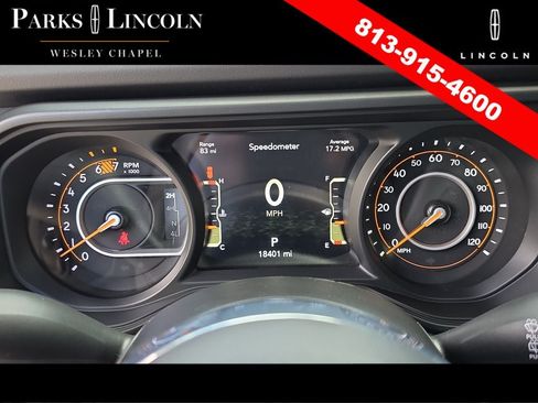 Used 2024 Jeep Wrangler Unlimited Sahara w/ Technology Group AWD/4WD image 30