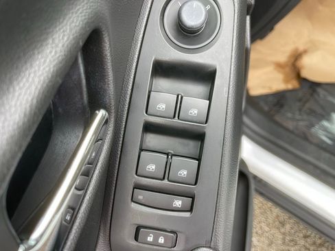 Used 2020 Chevrolet Trax LS w/ Tint and Cruise Package image 10