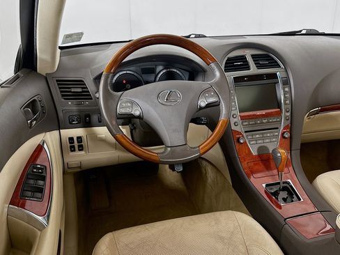 Used 2011 Lexus ES 350 image 17