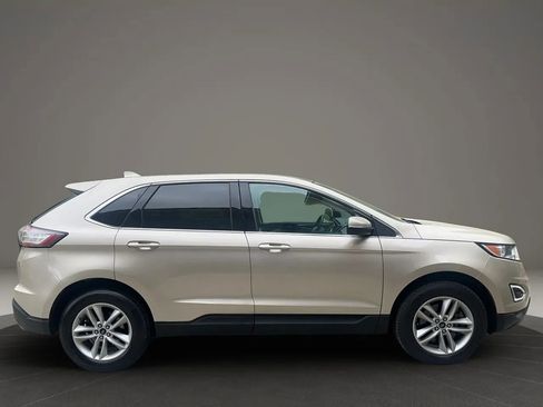 Used 2017 Ford Edge SEL w/ Equipment Group 201A AWD/4WD image 18