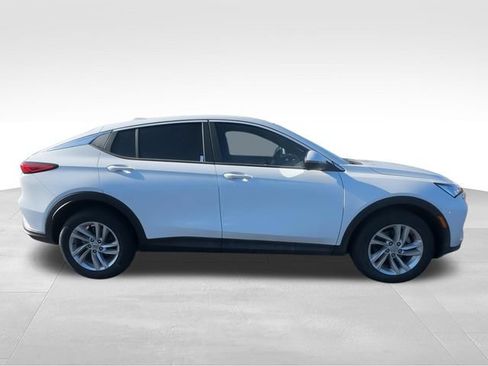 New 2026 Buick Envista Preferred w/ Convenience I Package FWD image 9