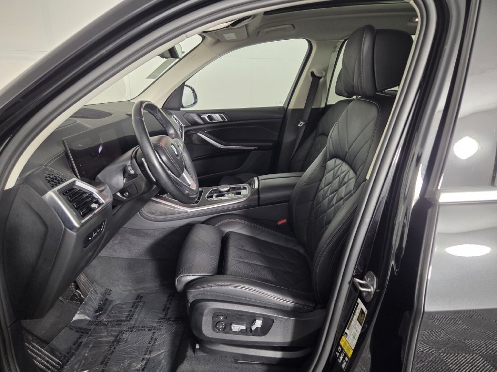Used 2024 BMW X7 xDrive40i AWD/4WD image 8