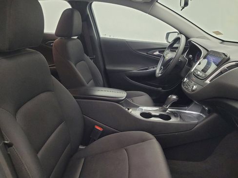 Used 2020 Chevrolet Malibu LT FWD image 21