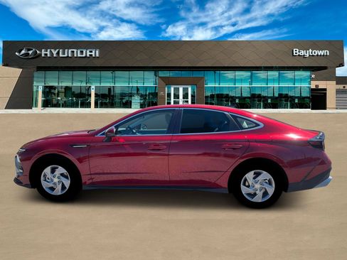 New 2026 Hyundai Sonata SE FWD image 3