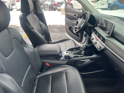 Used 2021 Kia Telluride LX image 20