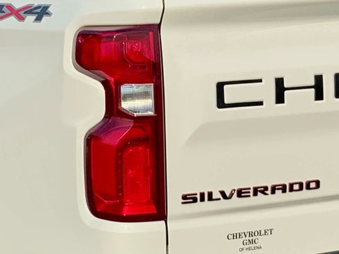 New 2026 Chevrolet Silverado 1500 RST w/ Redline Edition image 17