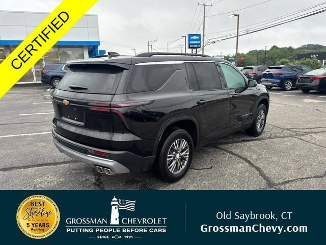 Used 2026 Chevrolet Traverse LT w/ Driver Confidence Package FWD image 9