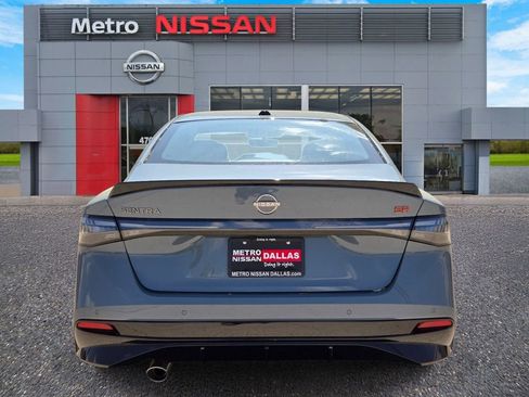 New 2026 Nissan Sentra SR w/ SR Premium Package FWD image 5