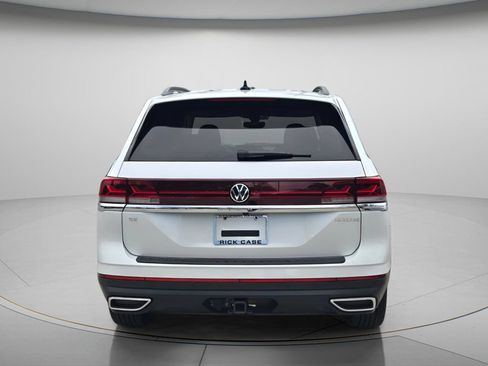 Certified 2026 Volkswagen Atlas SE w/ Panoramic Sunroof Package FWD image 6