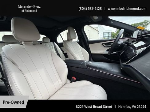 Used 2025 Mercedes-Benz E 350 4MATIC Sedan image 15