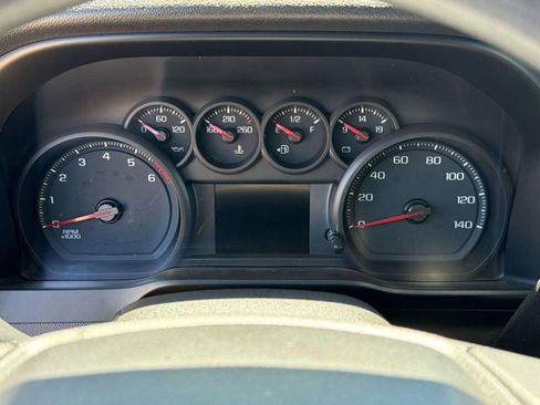 Used 2019 Chevrolet Silverado 1500 Custom image 18