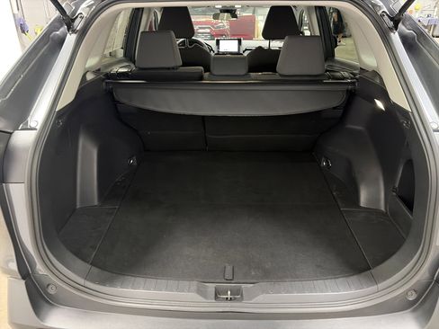 Used 2024 Toyota RAV4 XLE FWD image 25