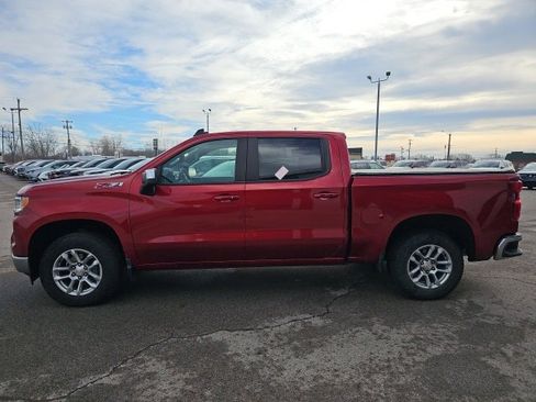 Used 2023 Chevrolet Silverado 1500 LT image 4