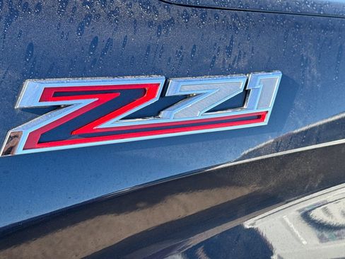 Used 2019 Chevrolet Silverado 1500 LTZ w/ LTZ Plus Package AWD/4WD image 6