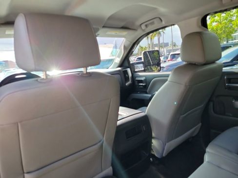 Used 2017 Chevrolet Silverado 1500 LTZ Z71 image 17