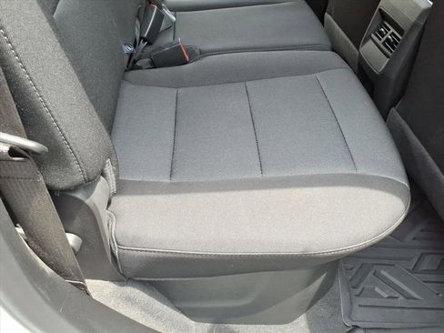 Used 2024 Chevrolet Colorado W/T w/ WT Convenience Package AWD/4WD image 18