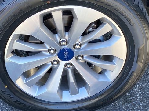 Used 2018 Ford F150 XL w/ Equipment Group 101A Mid AWD/4WD image 27
