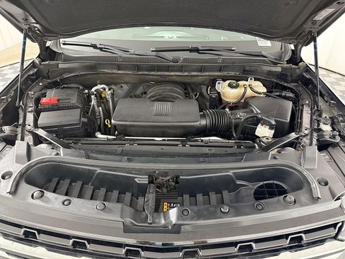 Used 2022 Chevrolet Tahoe Z71 w/ Luxury Package image 32