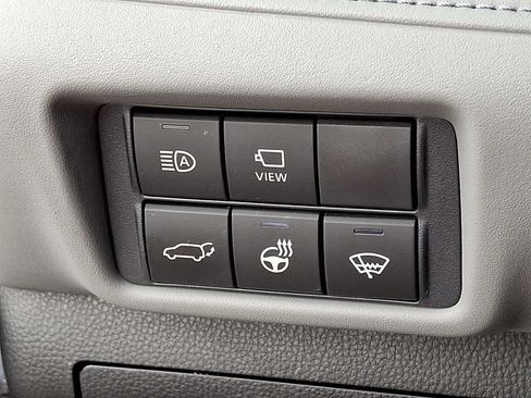 Used 2021 Toyota Highlander Platinum AWD/4WD image 25
