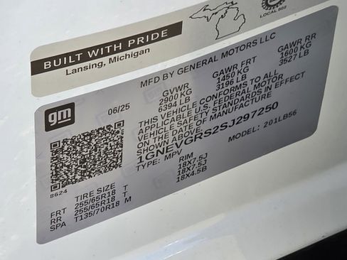 New 2025 Chevrolet Traverse LT w/ Driver Confidence Package image 36