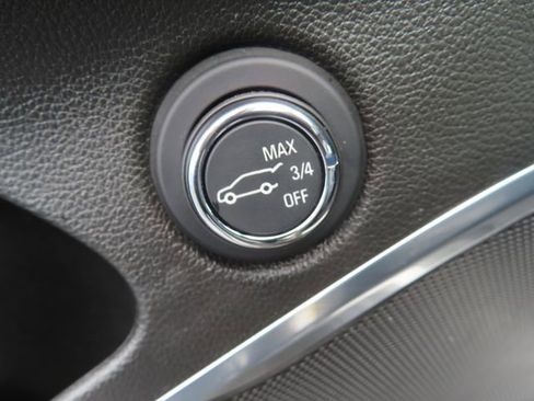 Used 2022 Buick Enclave Essence w/ Experience Buick Package AWD/4WD image 14