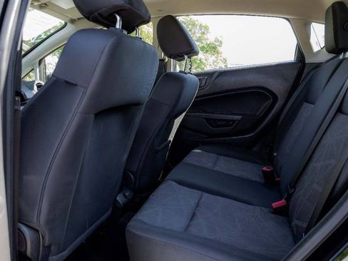 Used 2013 Ford Fiesta SE image 39