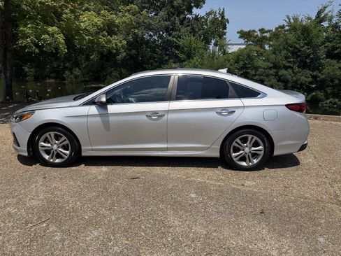 Used 2019 Hyundai Sonata FWD image 6
