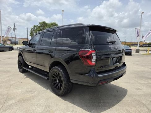 Used 2022 Ford Expedition Limited AWD/4WD image 16