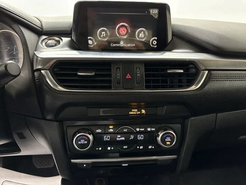 Used 2017 MAZDA MAZDA6 Touring image 13