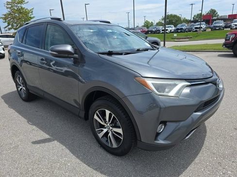 Used 2016 Toyota RAV4 XLE FWD image 7