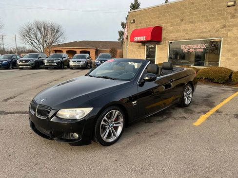 Used 2012 BMW 335is Convertible image 24