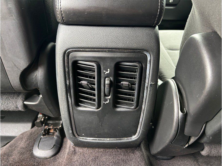 Used 2018 Dodge Durango SXT w/ Quick Order Package 2BB AWD/4WD image 32