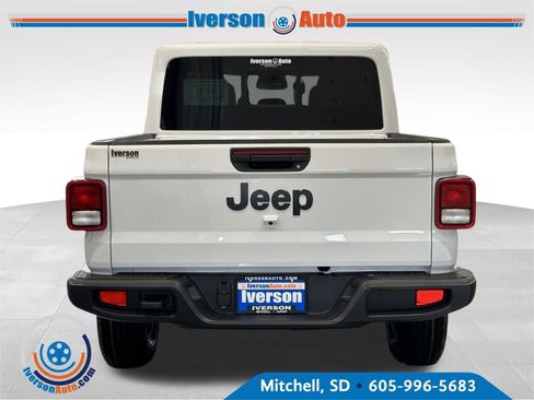 New 2026 Jeep Gladiator Sport image 6