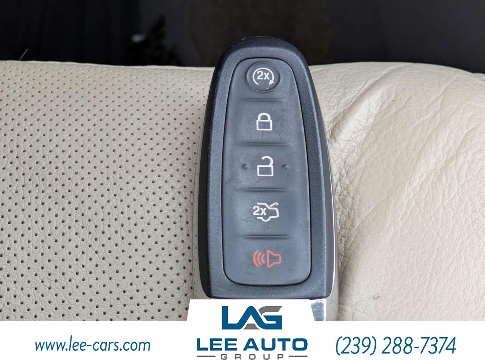 Used 2015 Lincoln Navigator 4WD w/ Equipment Group 101A Reserve image 31