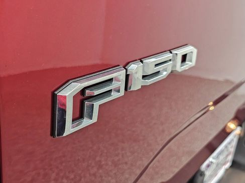 Used 2017 Ford F150 Lariat w/ Equipment Group 502A Luxury image 28